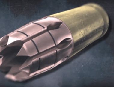 Βίντεο: Τί συμβαίνει όταν η πιο θανατηφόρα σφαίρα πέσει πάνω σε τοίχο;